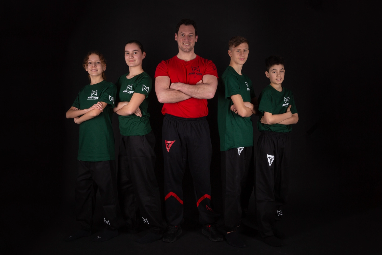 Wing Tsun Savedefence ist eine Gruppe von Männern, die Wing Tsun praktizieren